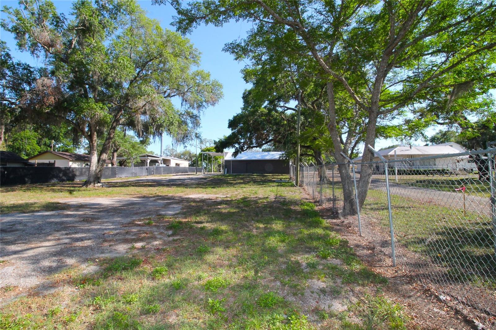 Image 7 of 24 For 114 Myers Boulevard
