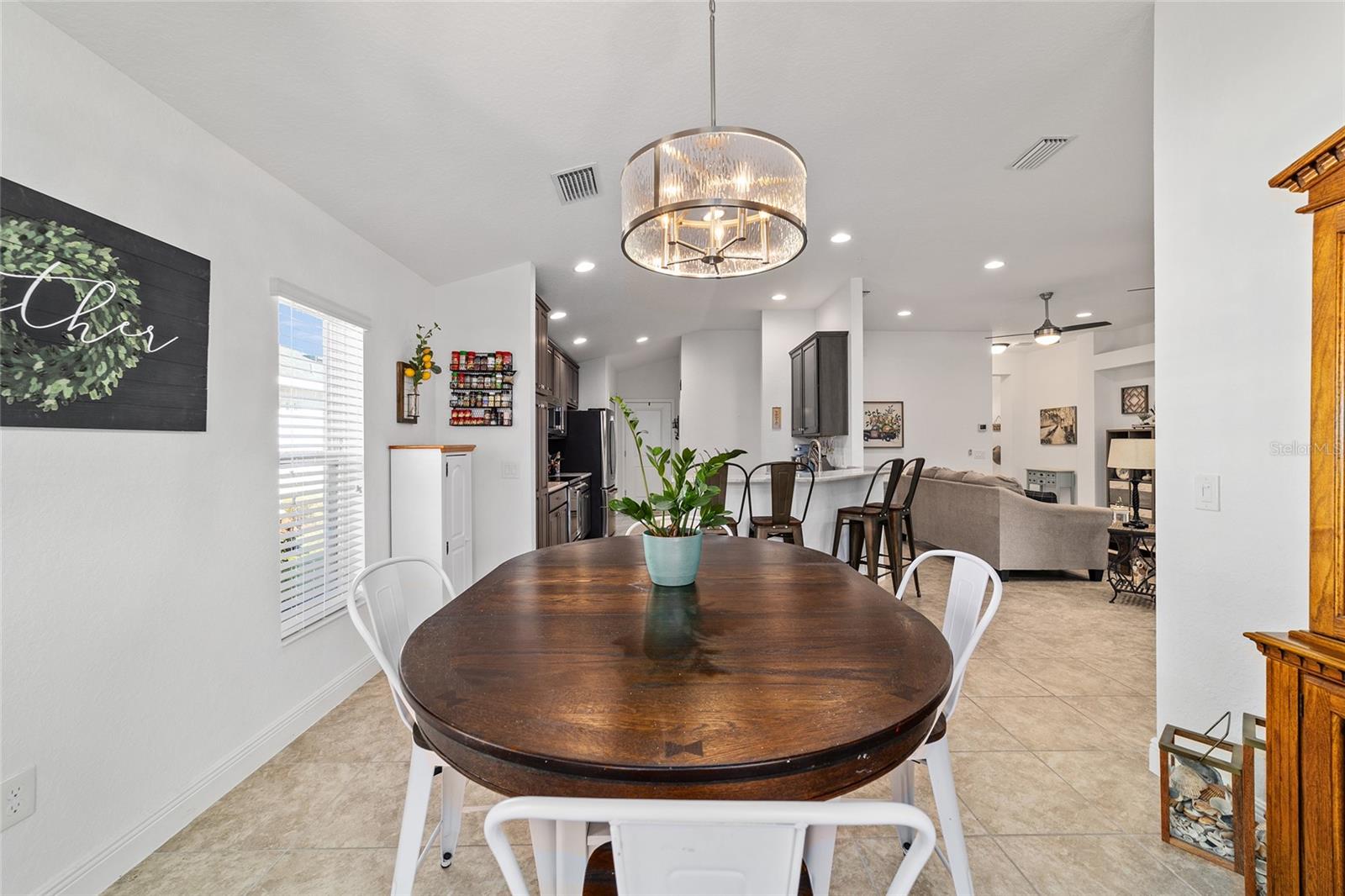Image 12 of 52 For 4972 Big Cypress Street