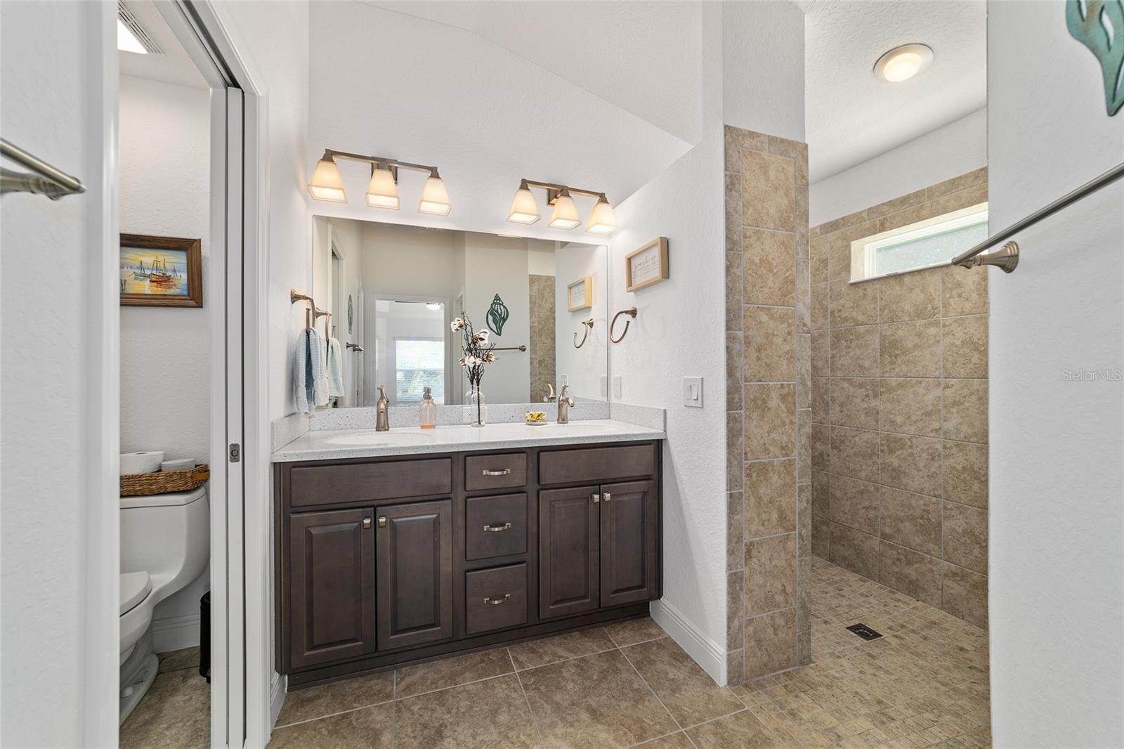 Image 24 of 52 For 4972 Big Cypress Street
