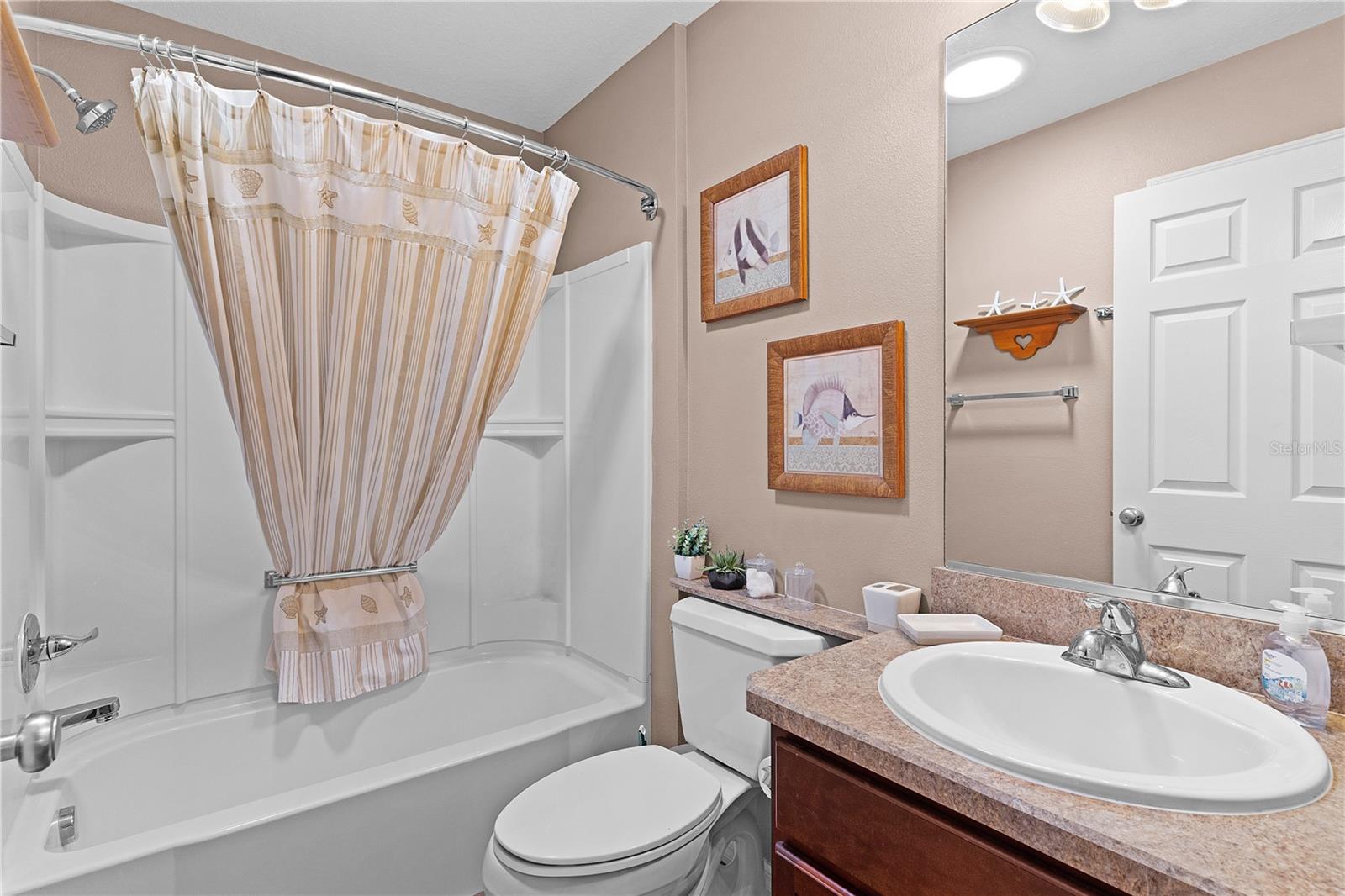 Listing photo id 21 for 2482 Ansley Path