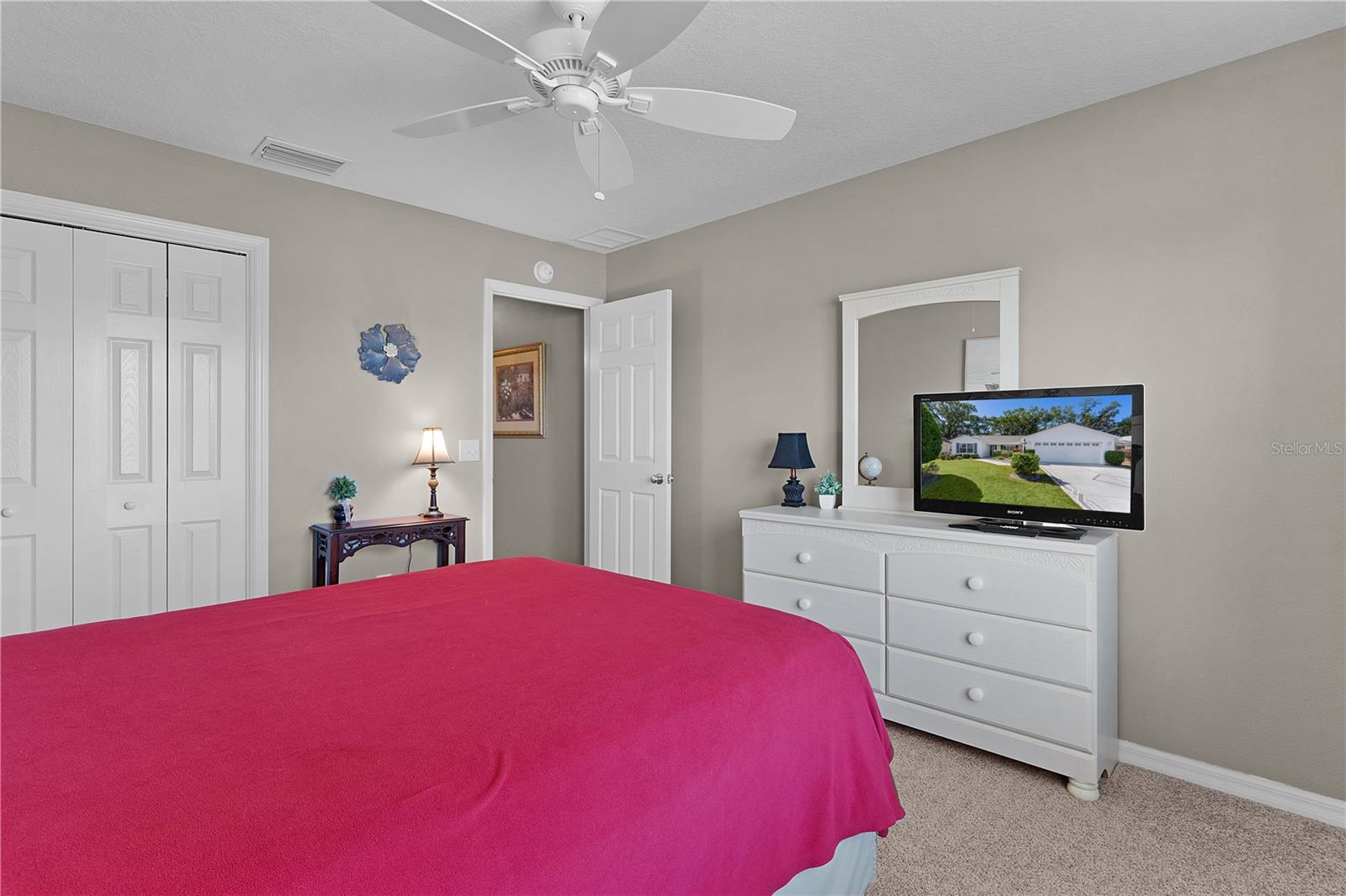 Listing photo id 23 for 2482 Ansley Path