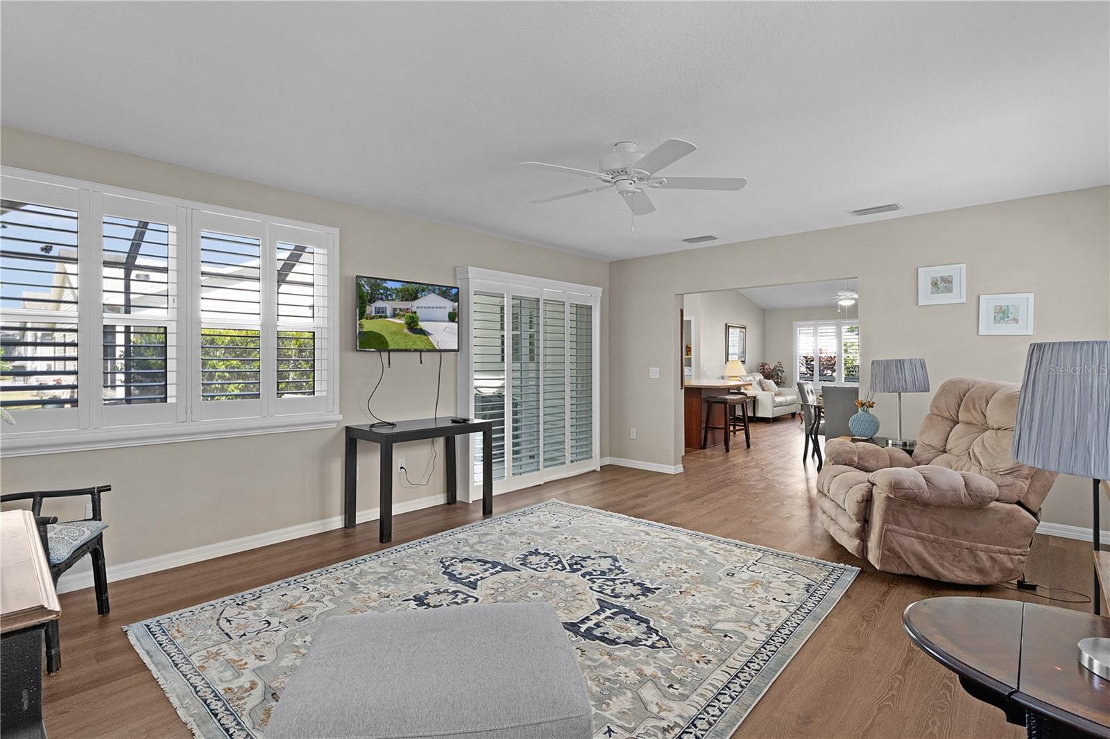 Listing photo id 30 for 2482 Ansley Path