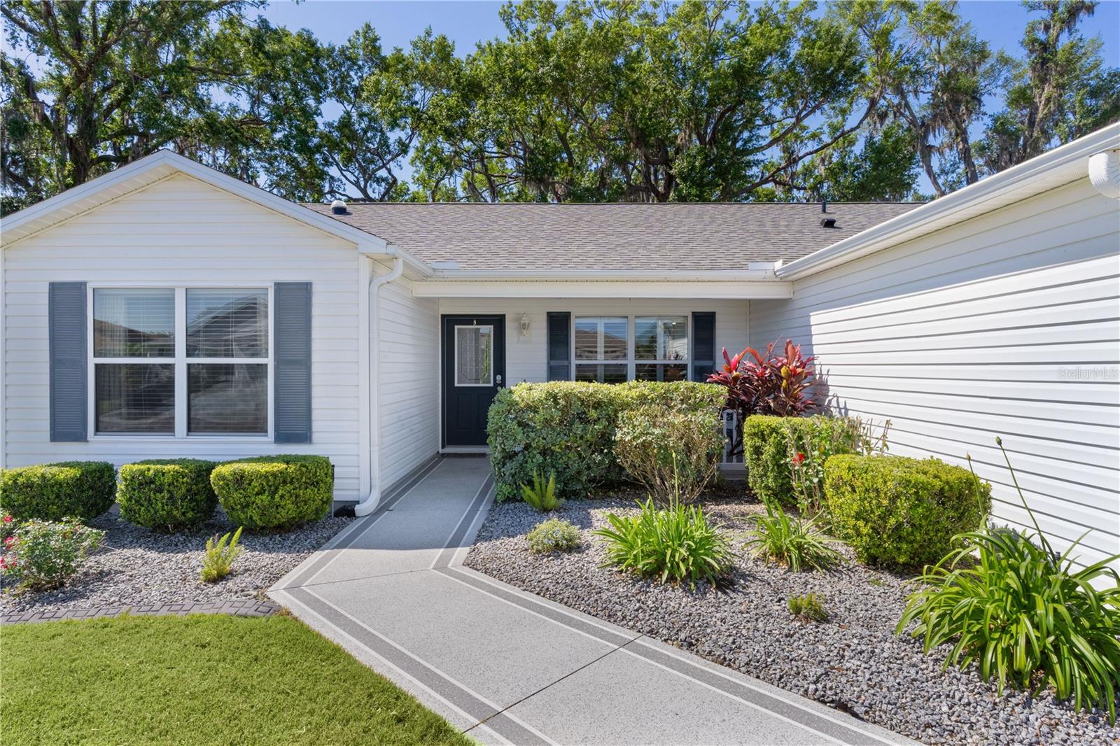 Listing photo id 38 for 2482 Ansley Path
