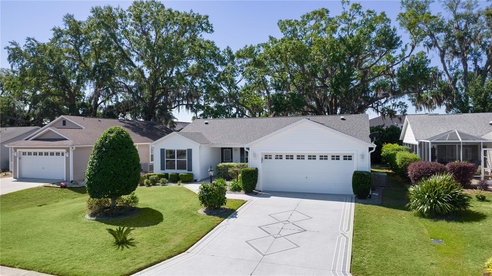 Listing photo id 39 for 2482 Ansley Path