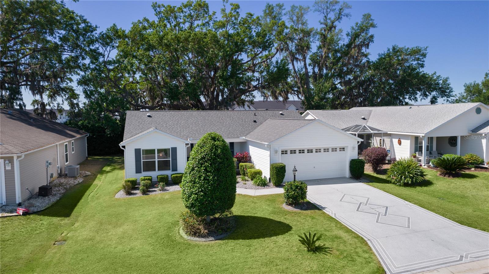 Listing photo id 41 for 2482 Ansley Path