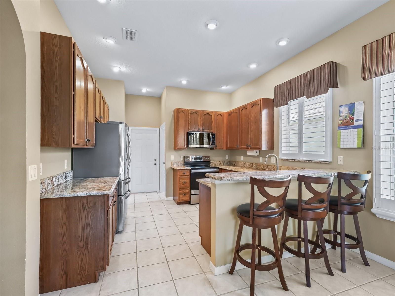 Image 14 of 53 For 17787 114th Avenue