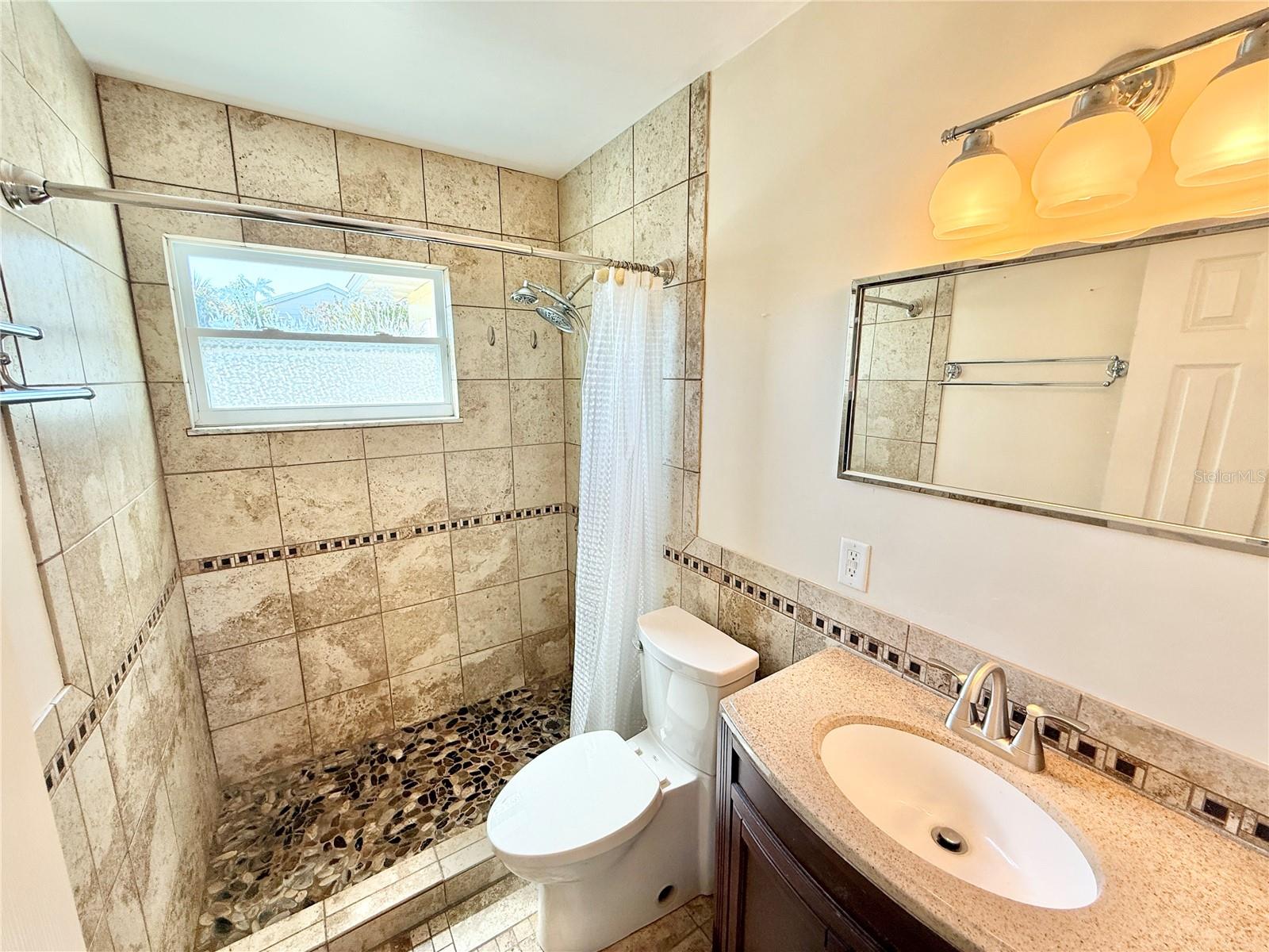 Image 10 of 32 For 33415 Picciola Drive