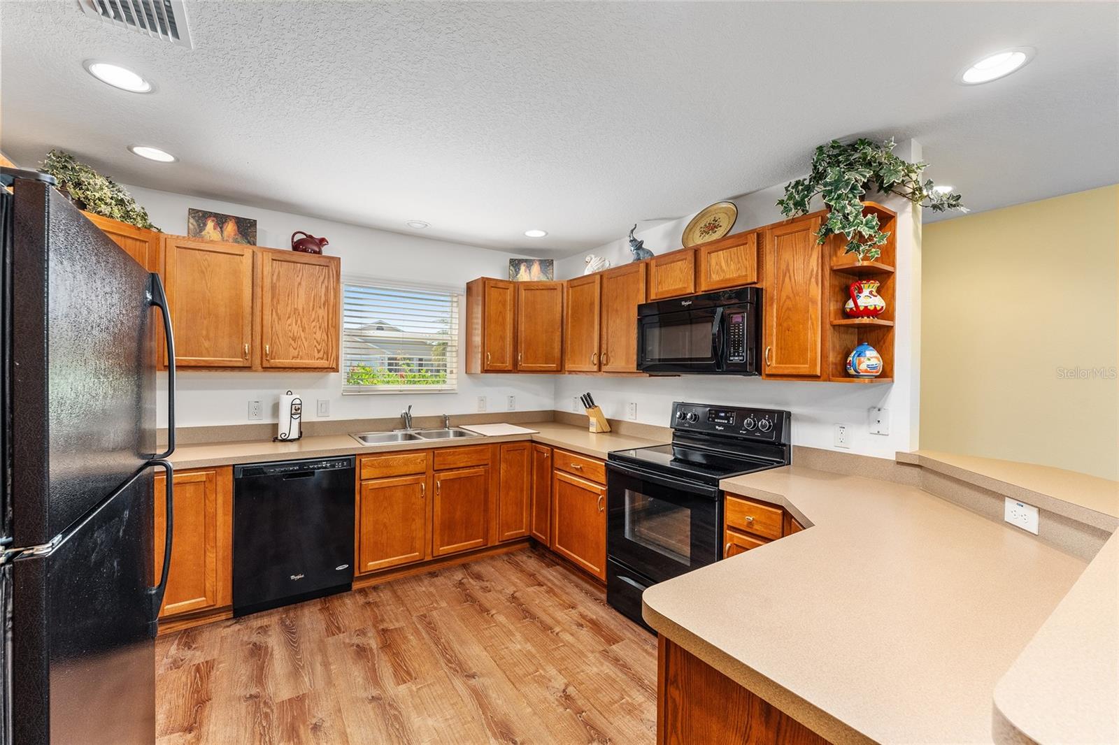 Image 22 of 43 For 3396 Greenacres Terrace