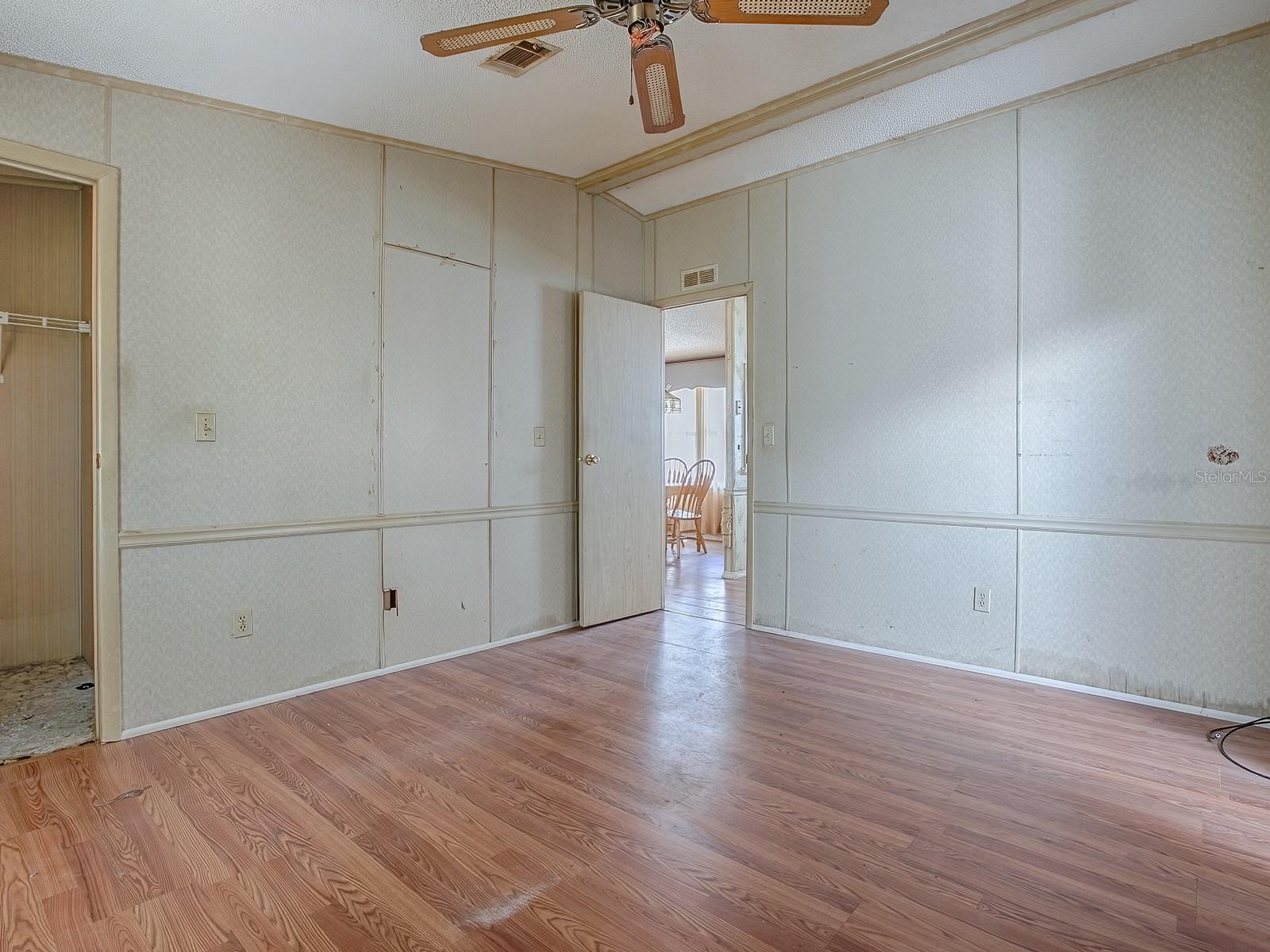 Image 10 of 27 For 819 Hibiscus Drive