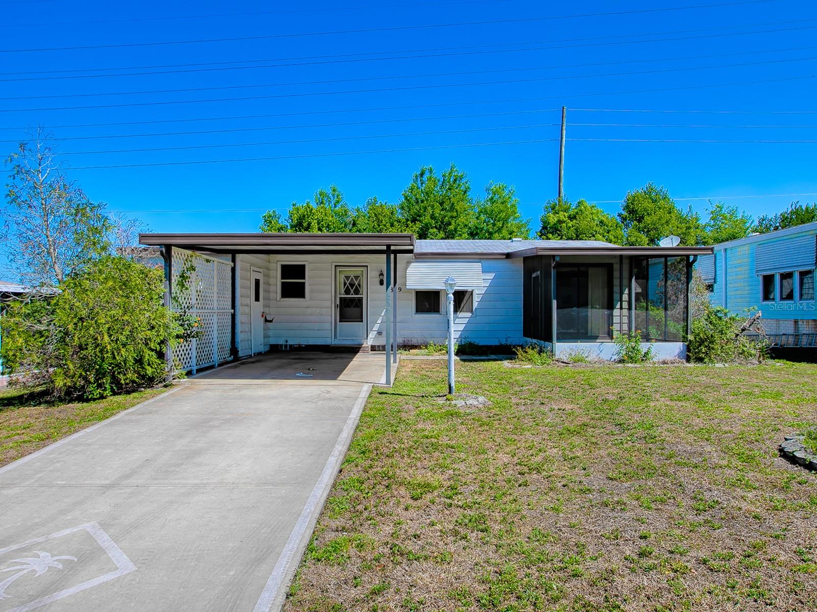 Image 2 of 27 For 819 Hibiscus Drive