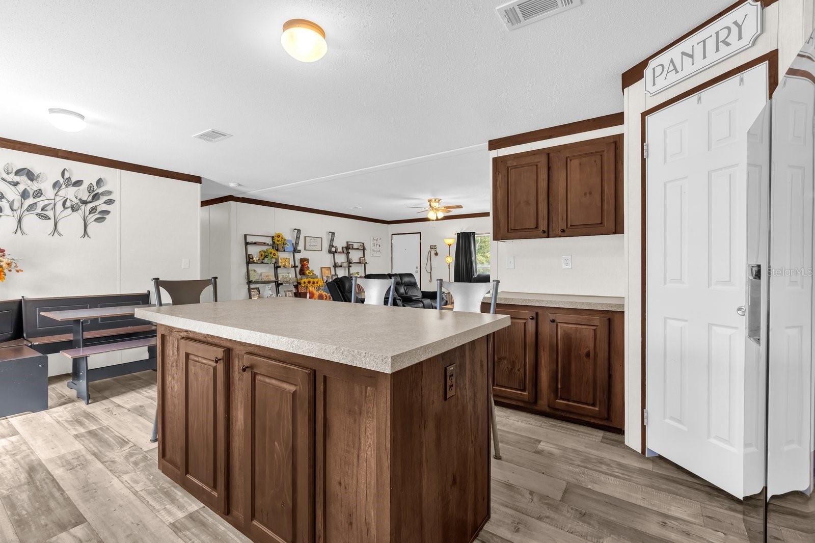 Image 10 of 32 For 16610 53rd Place
