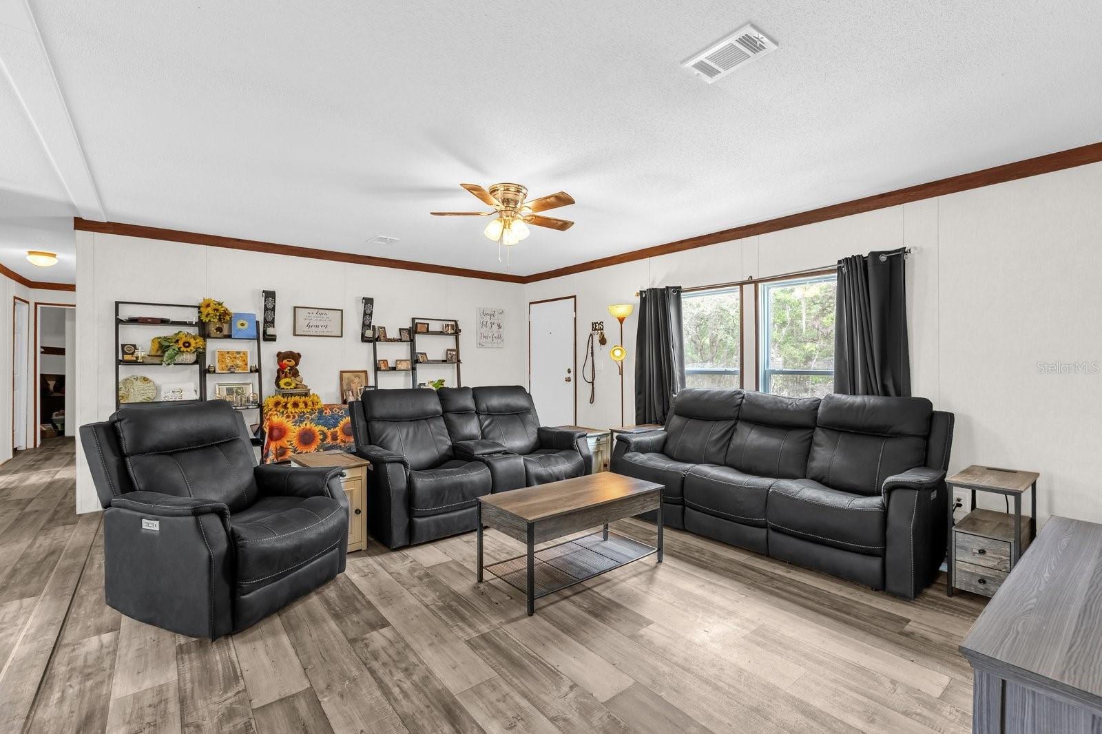 Image 6 of 32 For 16610 53rd Place
