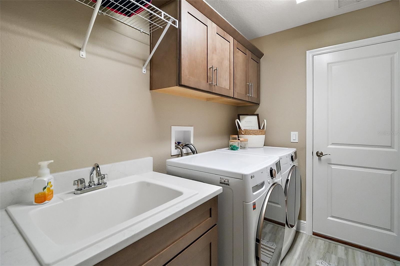 Image 19 of 45 For 7669 Chastain Circle