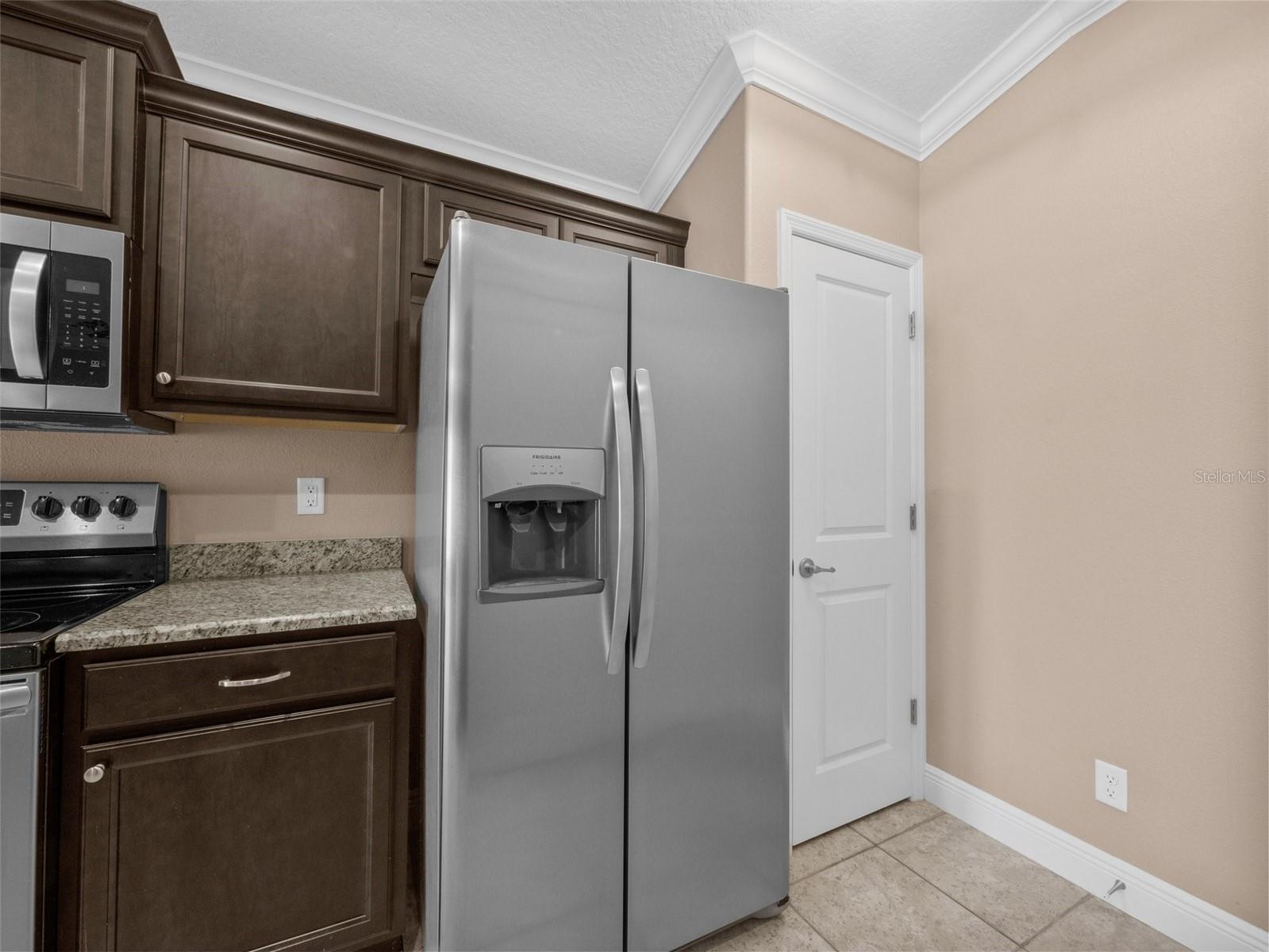 Image 16 of 33 For 216 Goldie Street