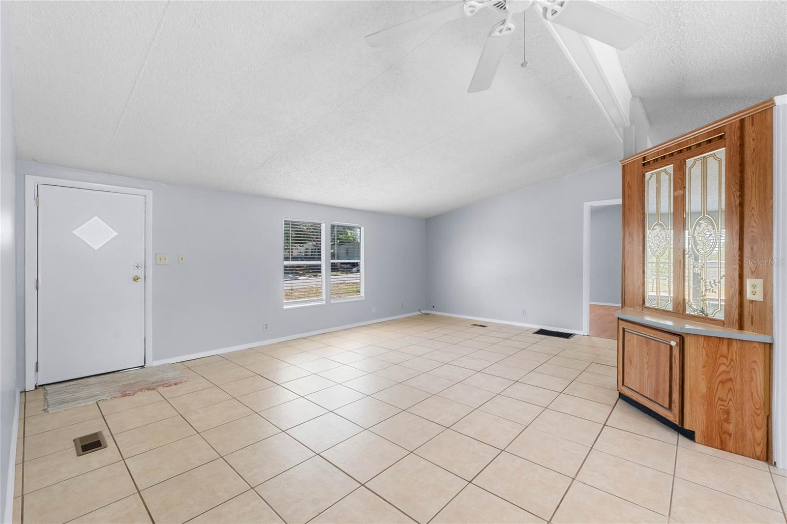 Image 8 of 37 For 16941 Bay Avenue
