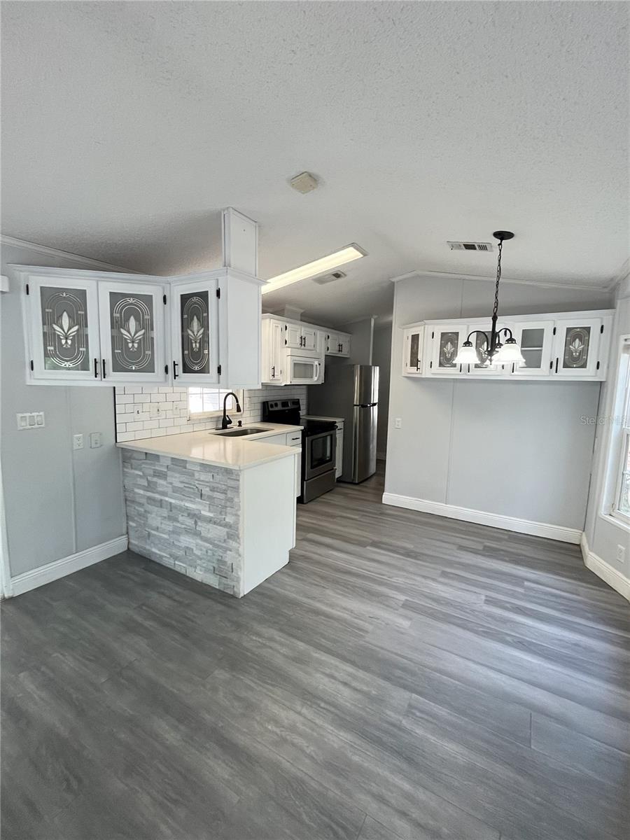 Image 4 of 12 For 3000 Clarcona Road 741