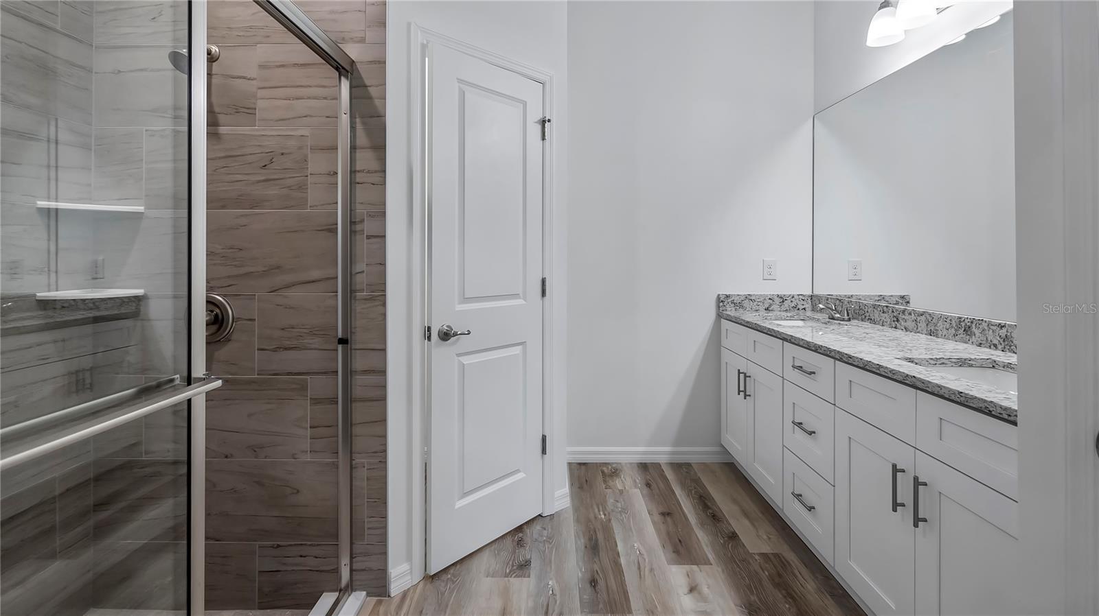 Image 17 of 28 For 8726 158th Place