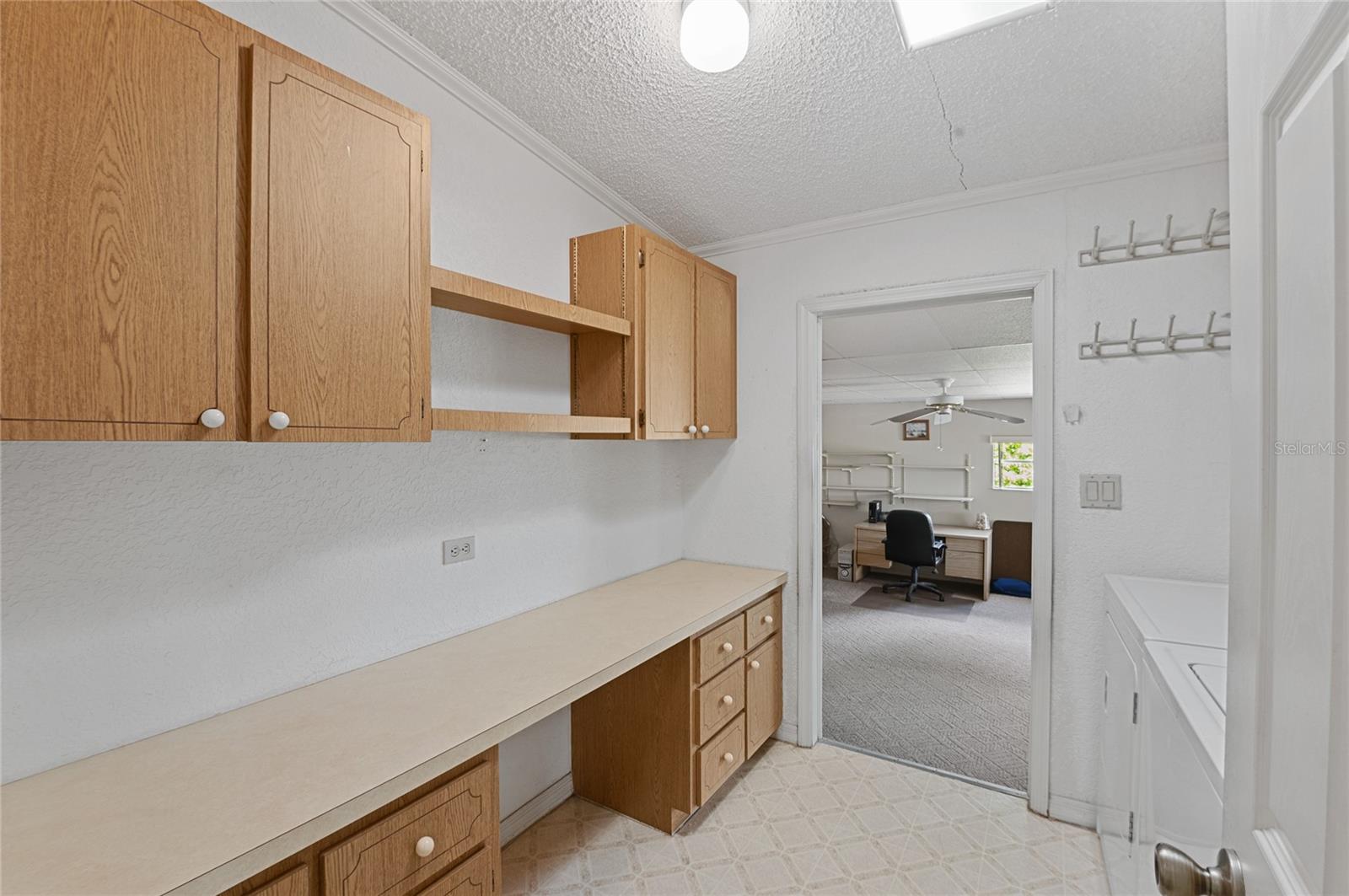 Image 19 of 37 For 432 King Way