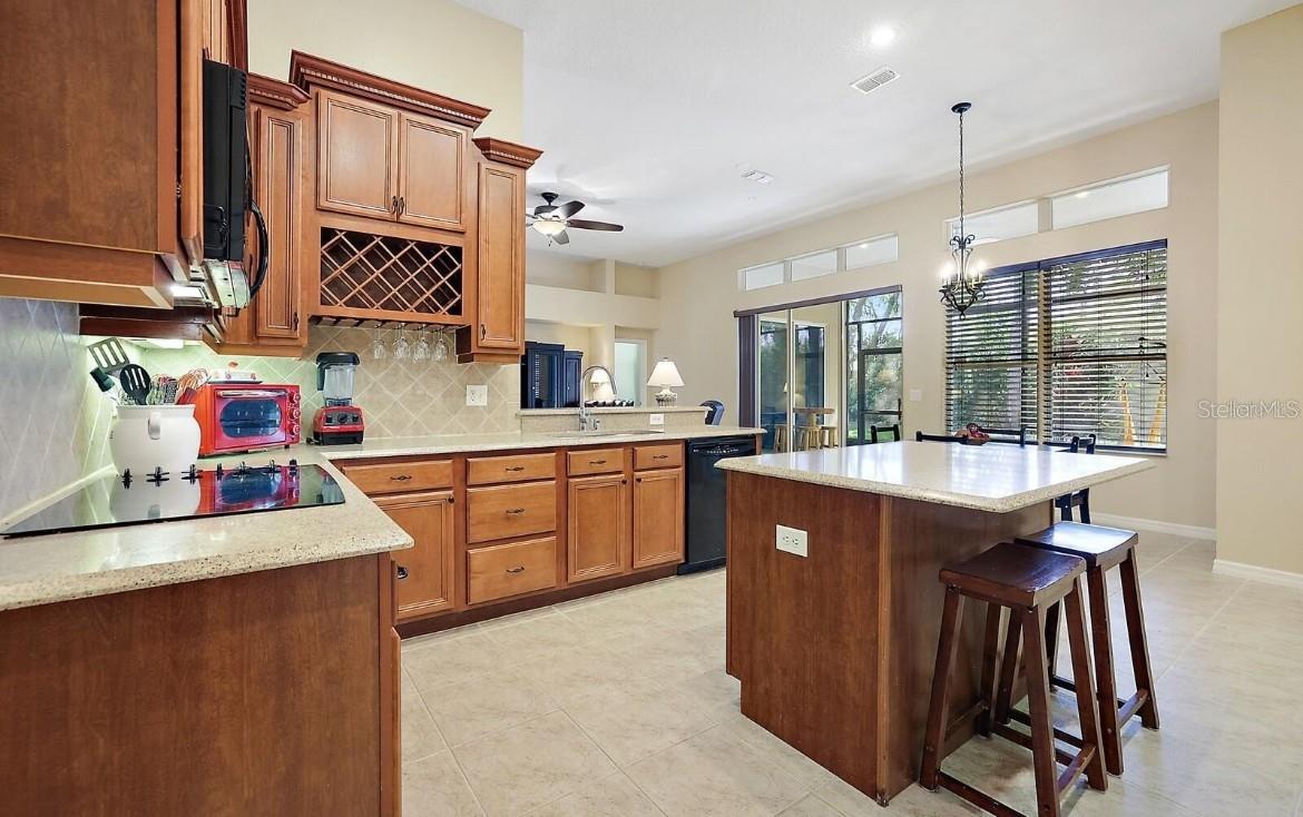 Image 3 of 14 For 105 Blue Water Edge Drive