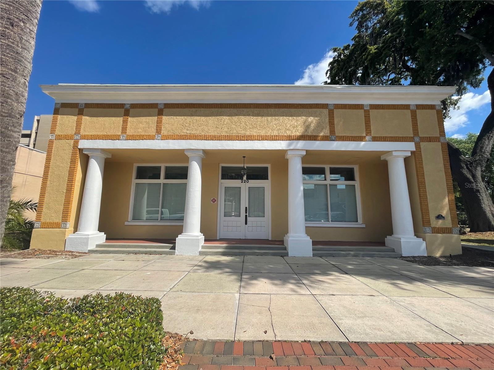 Details for 220 Main Street, TAVARES, FL 32778