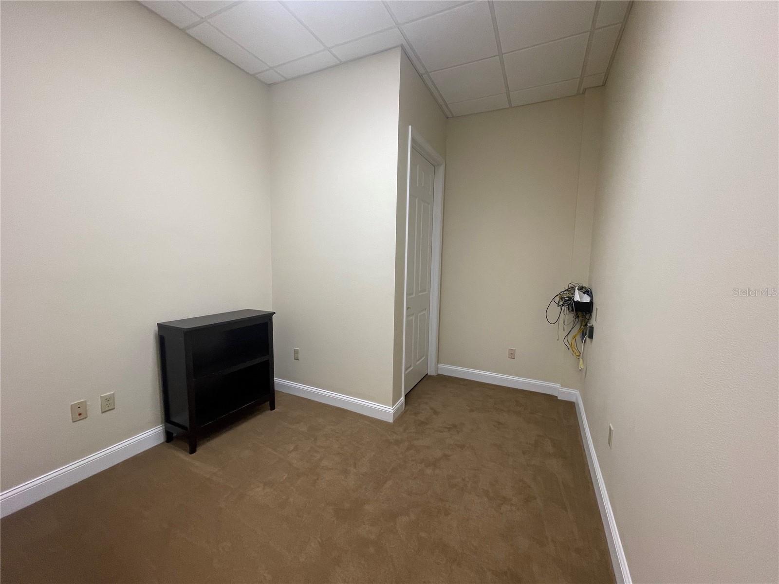 Image 6 of 25 For 220 Main Street