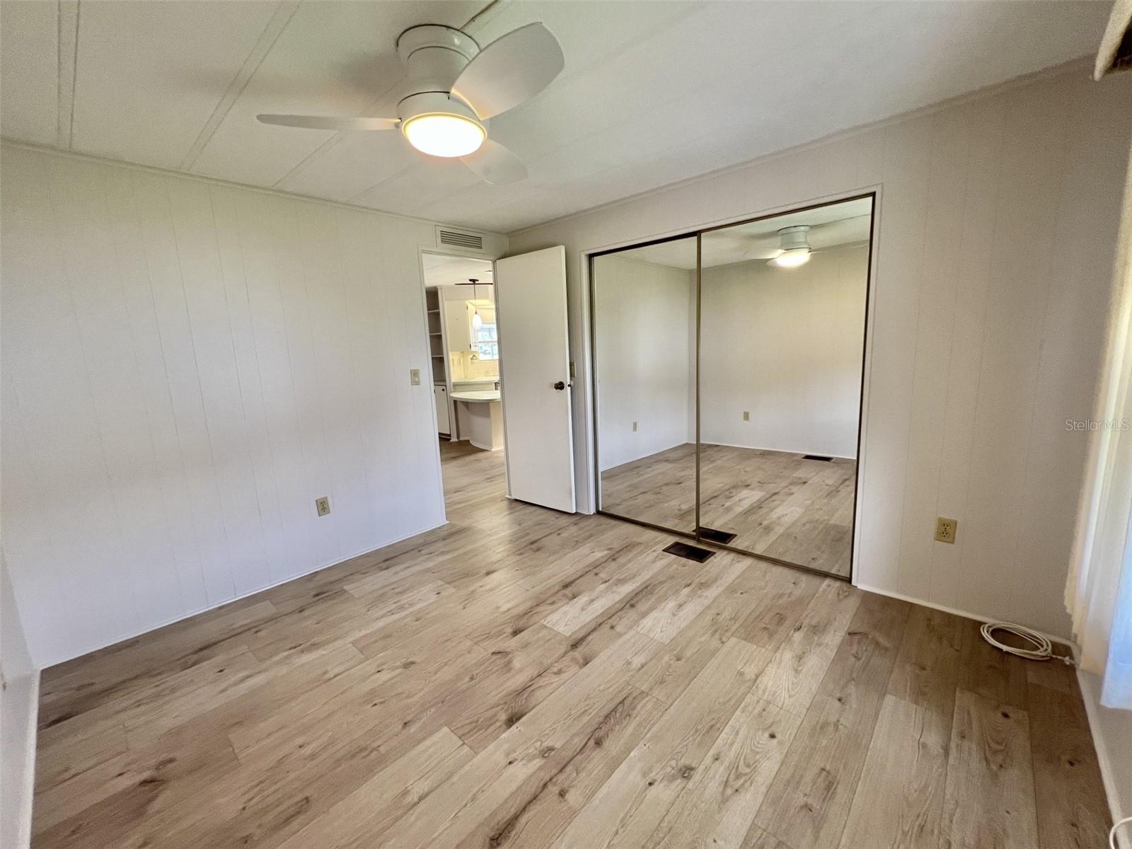 Image 44 of 83 For 504 Hawthorne Boulevard