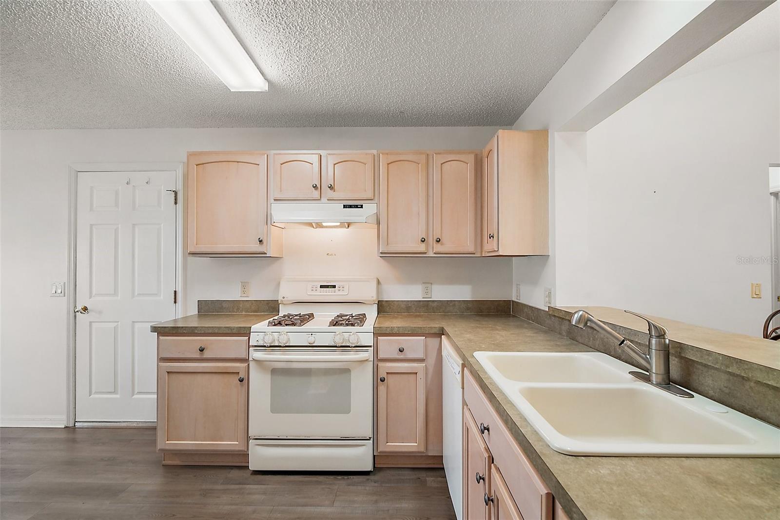 Image 10 of 21 For 17238 94th Coults Circle