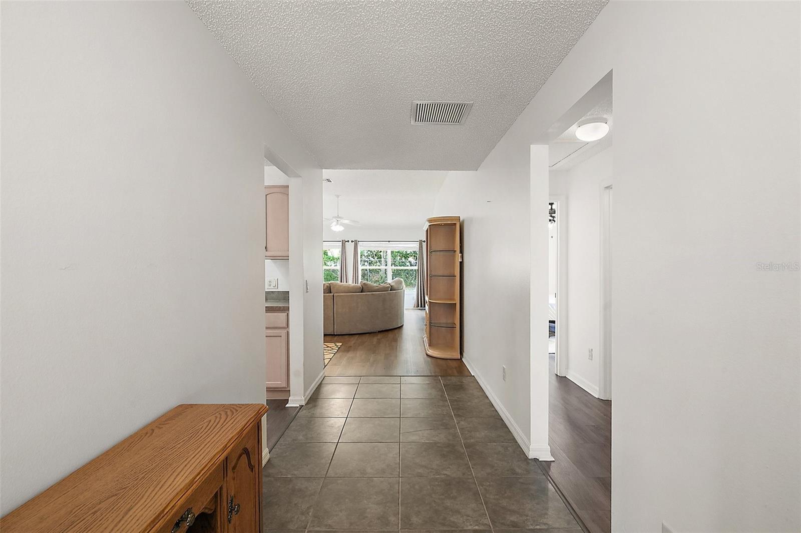 Image 4 of 21 For 17238 94th Coults Circle