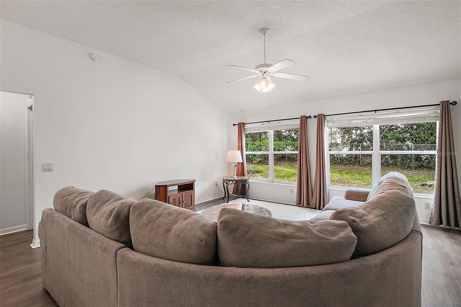 Image 6 of 21 For 17238 94th Coults Circle