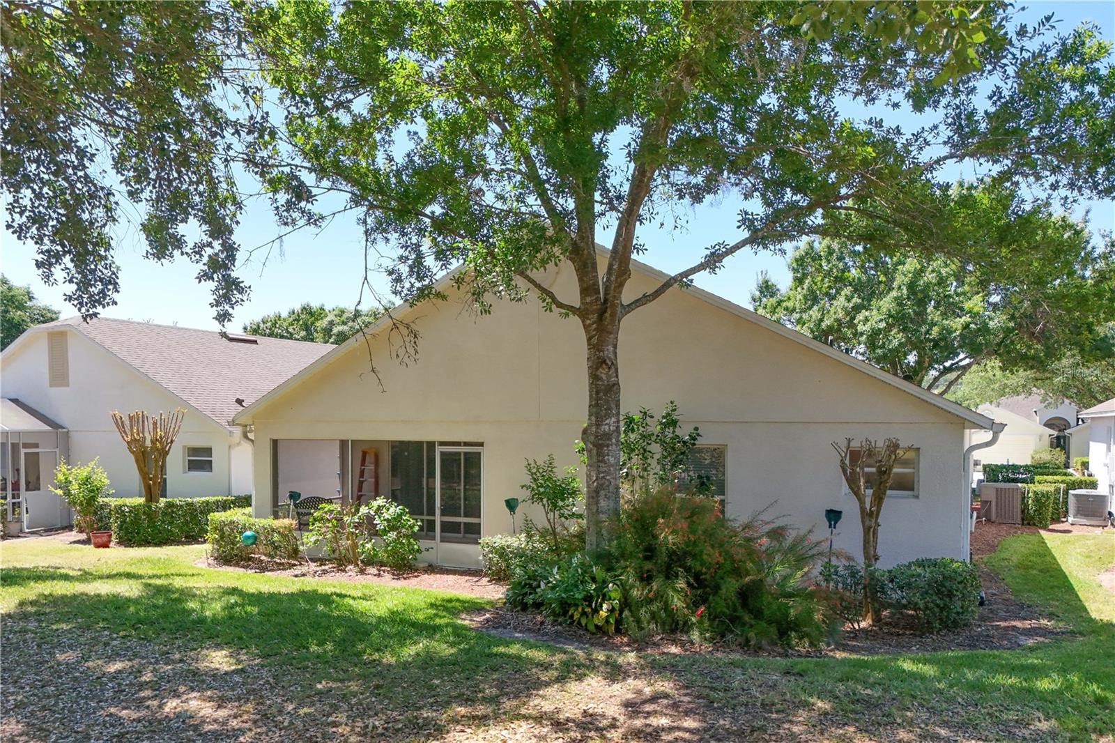 Image 21 of 42 For 3785 Avon Court