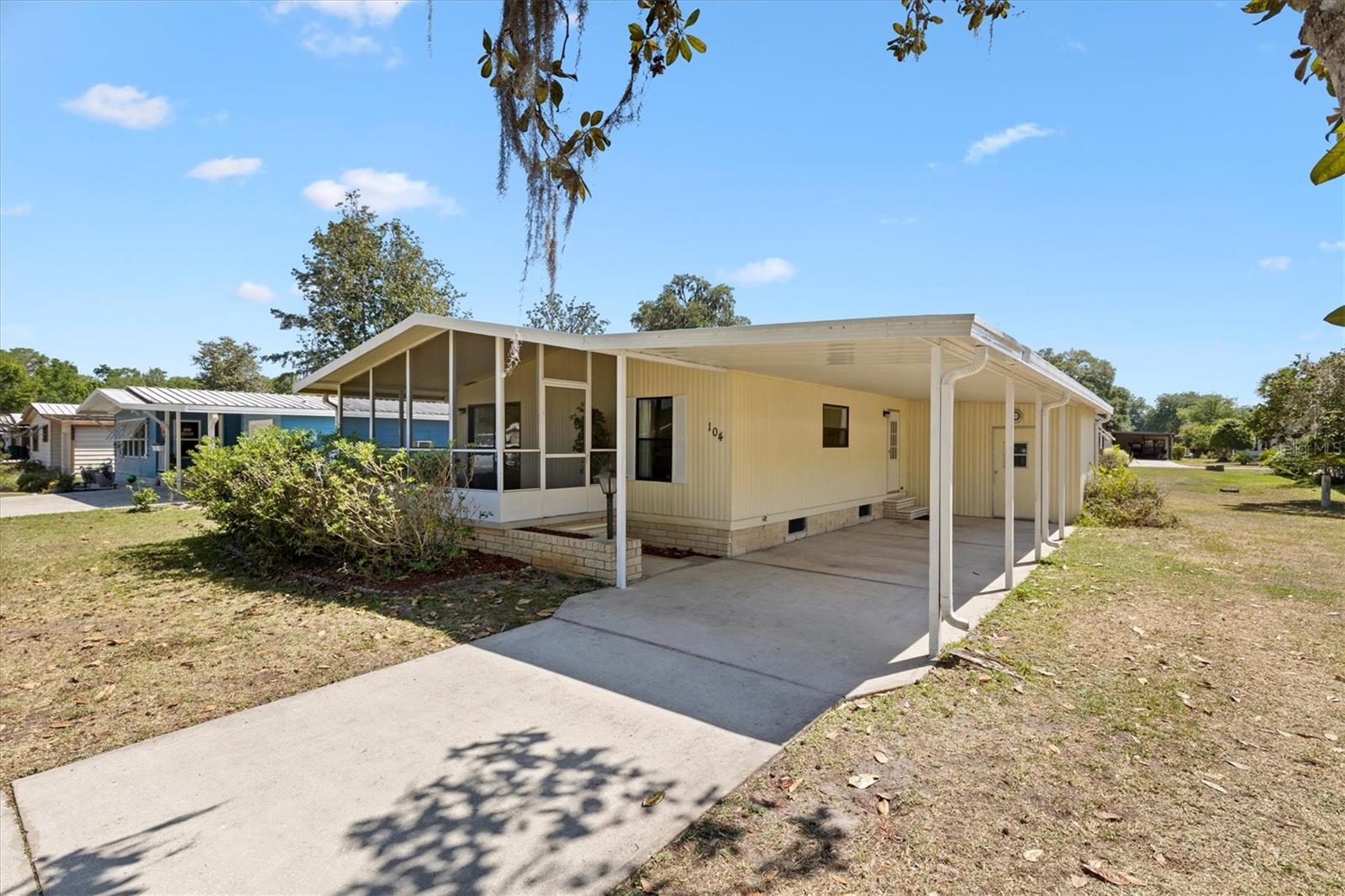 Image 2 of 32 For 104 Winterberry Avenue