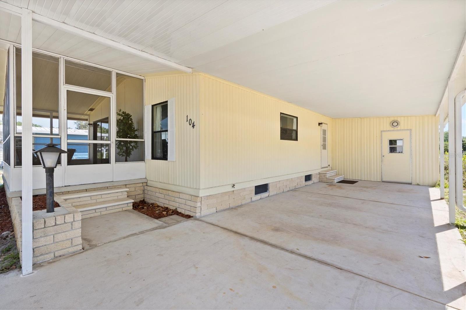 Image 3 of 32 For 104 Winterberry Avenue