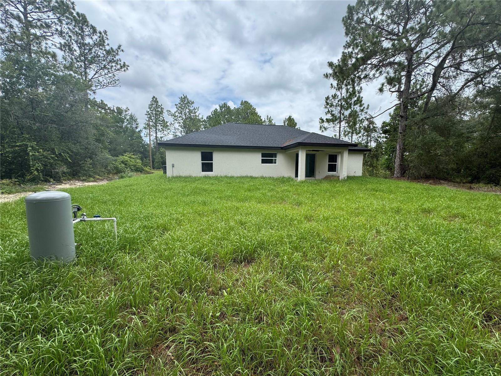 Image 18 of 22 For 12 Guava Terrace Radial
