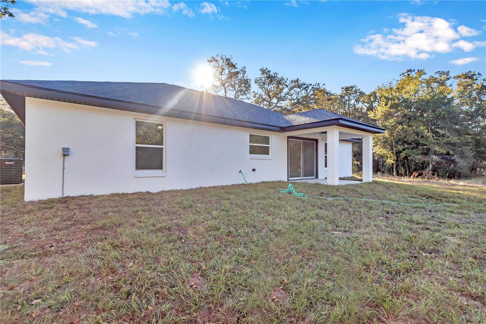 Image 9 of 22 For 12 Guava Terrace Radial