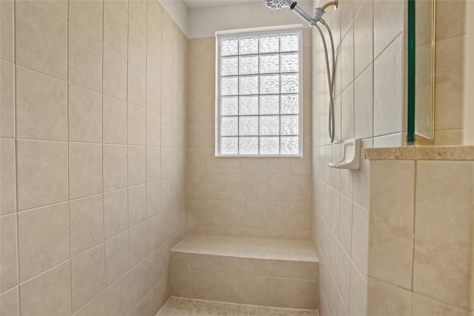 Image 15 of 38 For 26207 Avenida Las Colinas  26207
