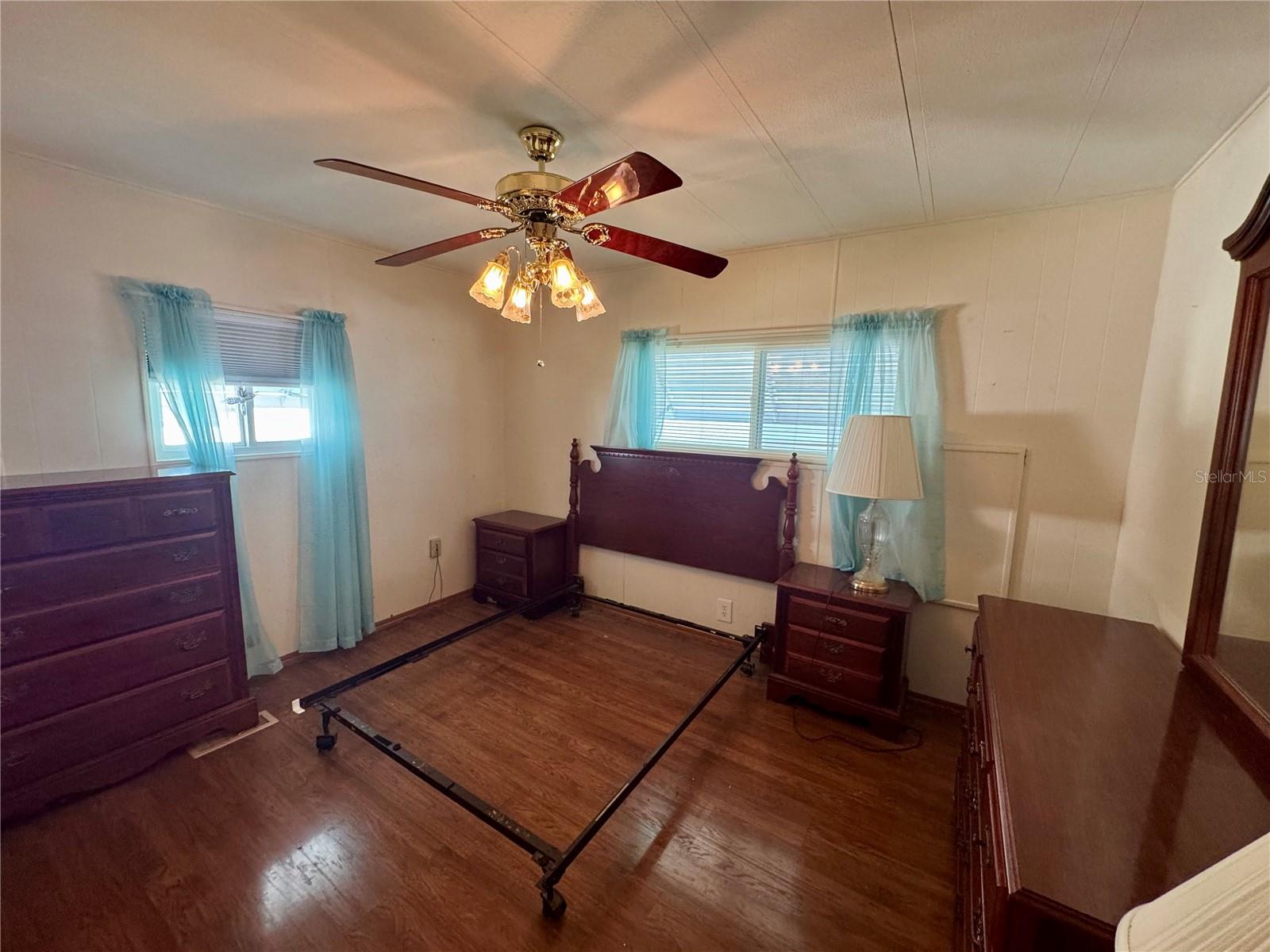 Image 14 of 21 For 751 Traci Drive