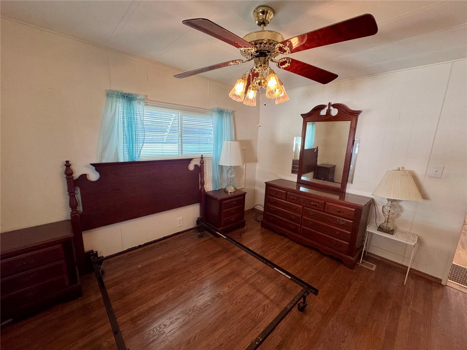 Image 15 of 21 For 751 Traci Drive