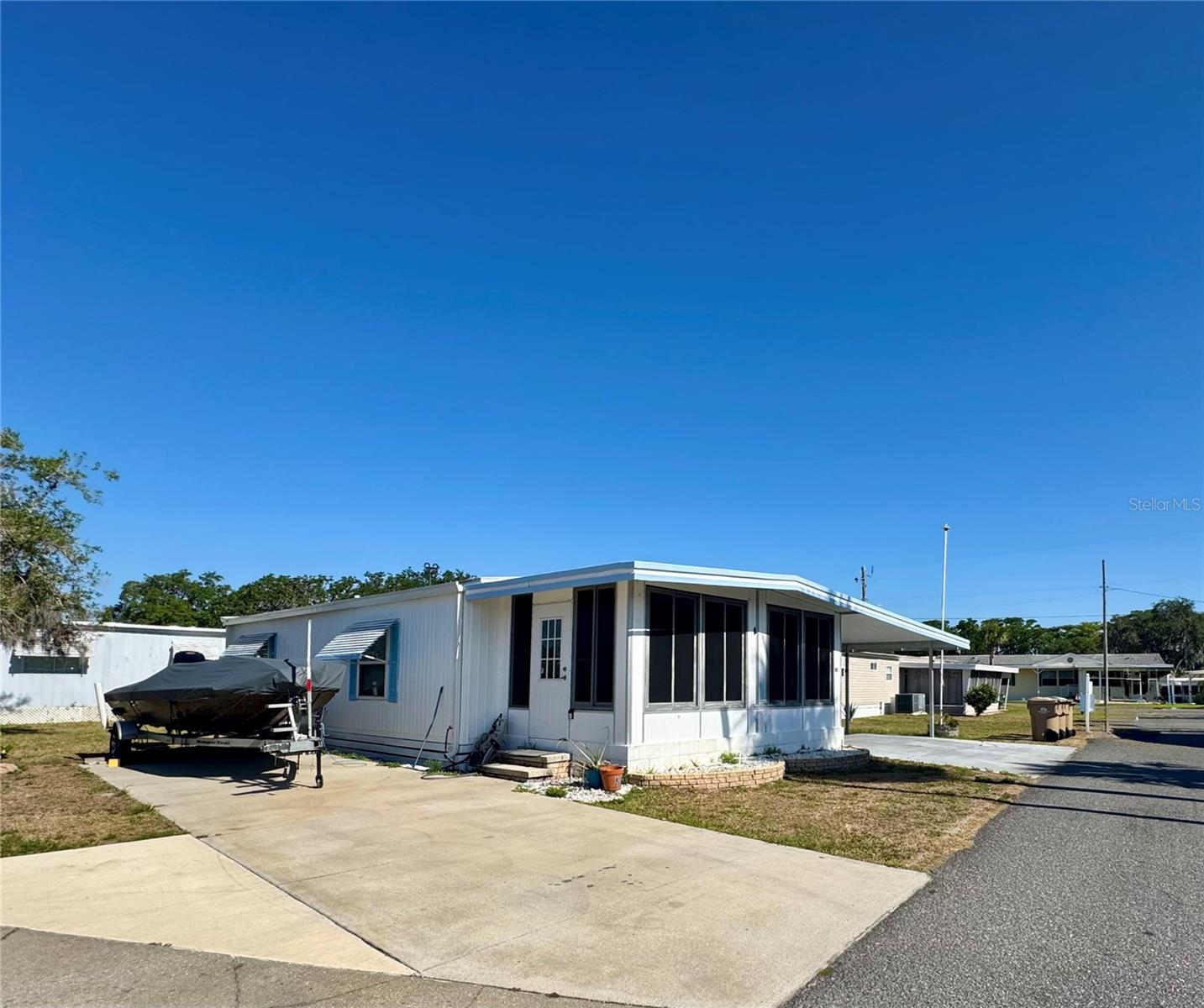 Image 2 of 21 For 751 Traci Drive