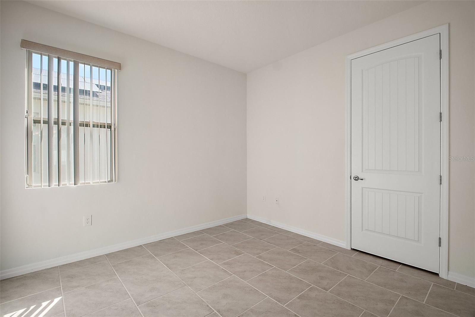 Image 10 of 38 For 17386 Blazing Star Circle