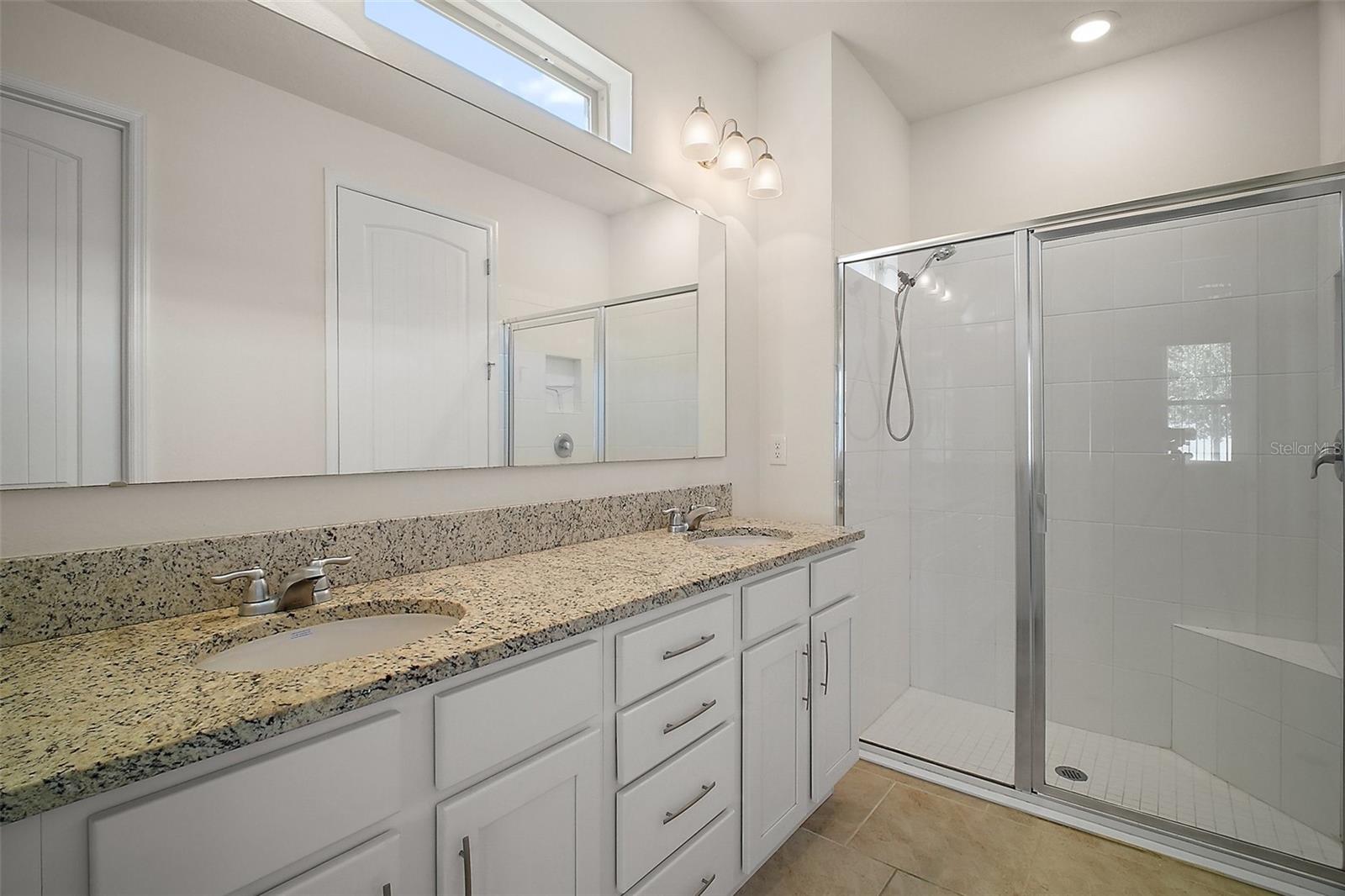 Image 19 of 38 For 17386 Blazing Star Circle