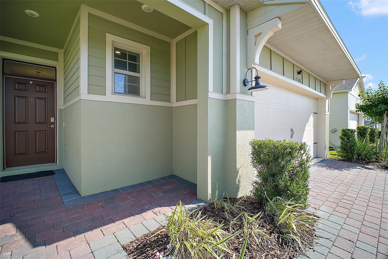 Image 2 of 38 For 17386 Blazing Star Circle