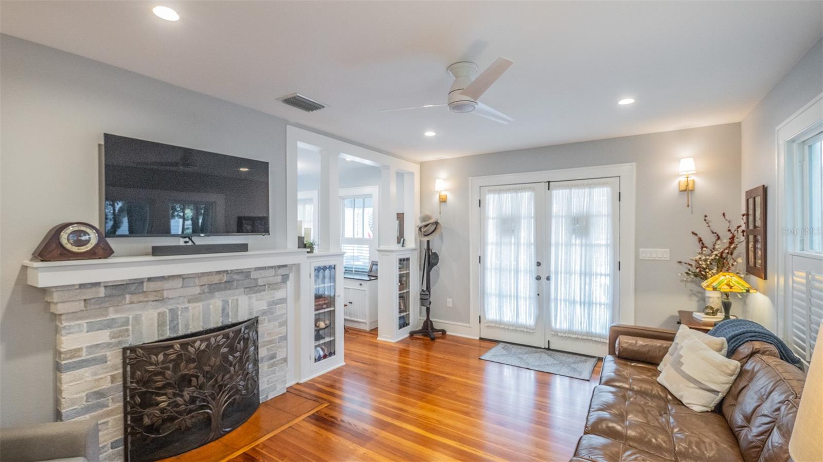 Image 6 of 54 For 908 Tremain Street