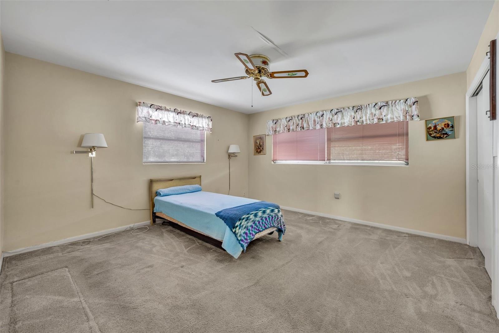 Image 15 of 30 For 58 Jackson Street
