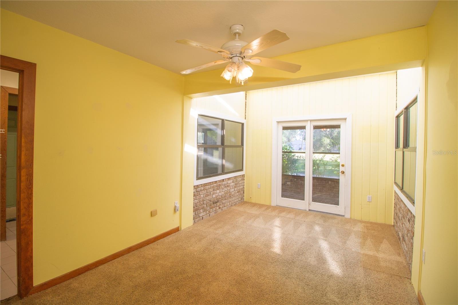 Image 15 of 30 For 2112 Robie Avenue