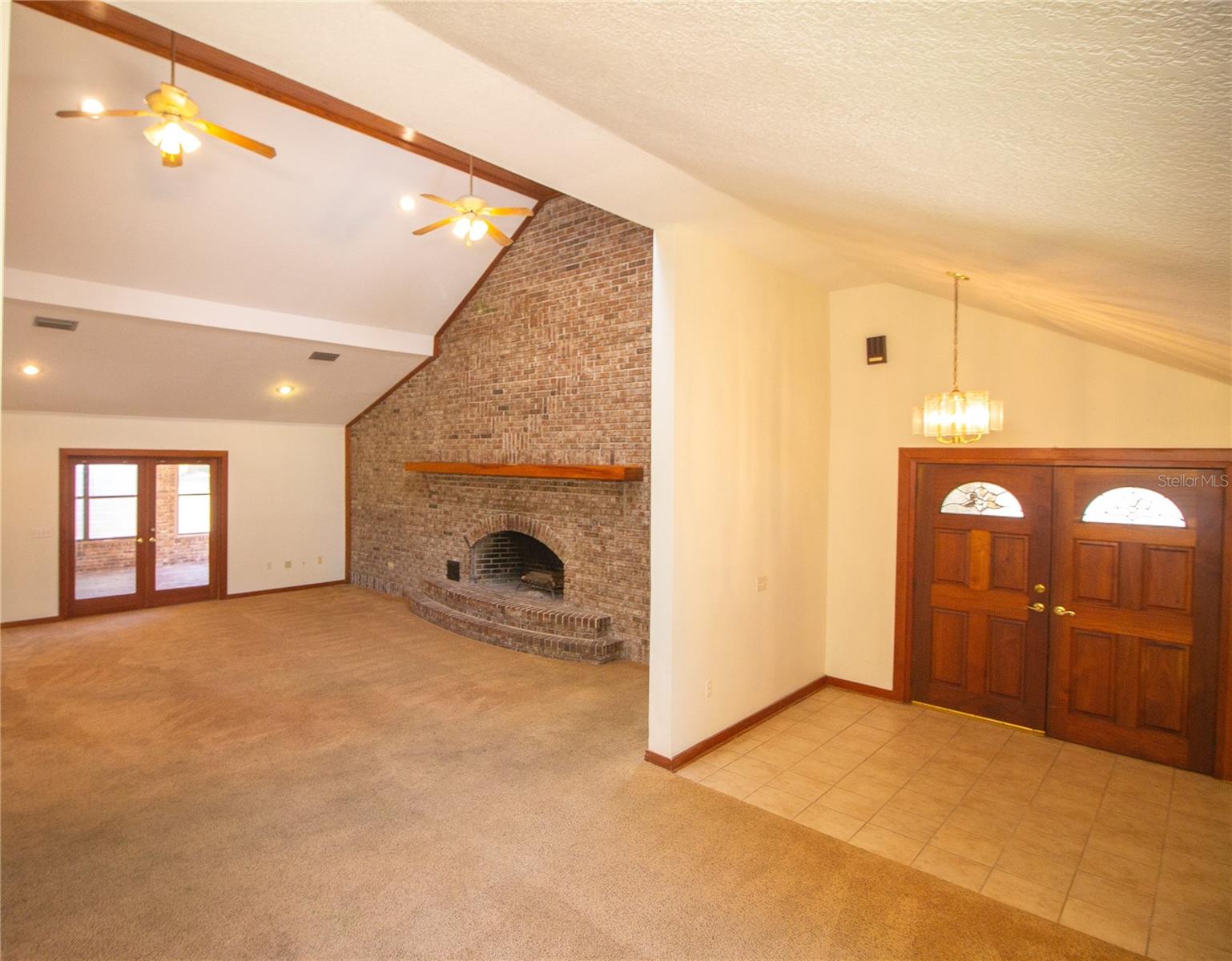 Image 7 of 30 For 2112 Robie Avenue