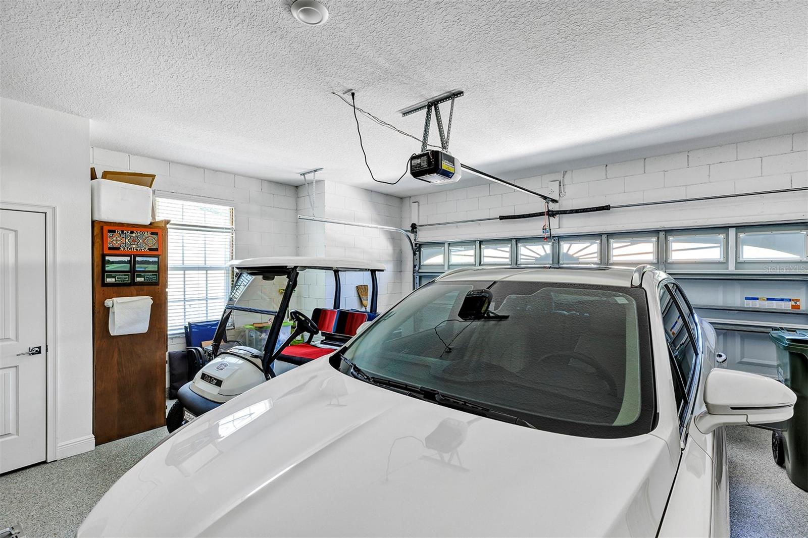 Image 21 of 49 For 27018 White Plains Way