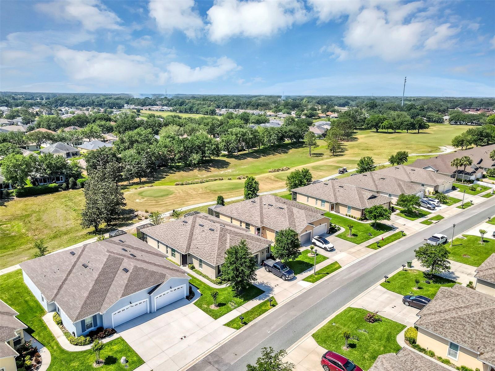 Image 25 of 49 For 27018 White Plains Way