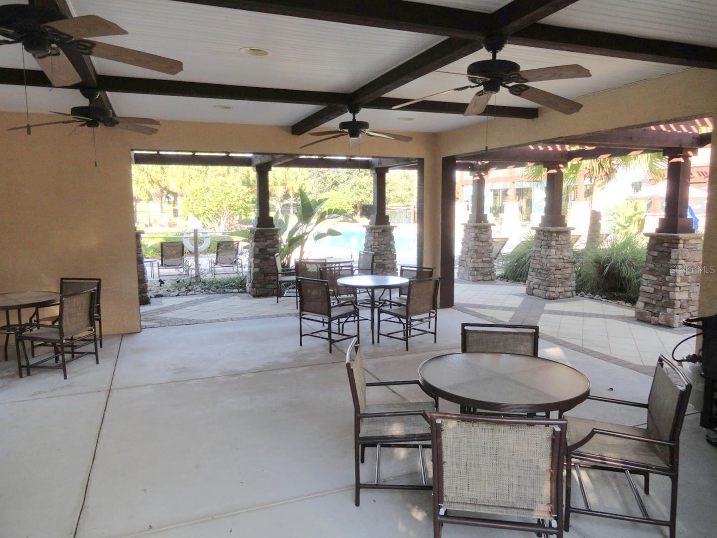 Image 33 of 49 For 27018 White Plains Way