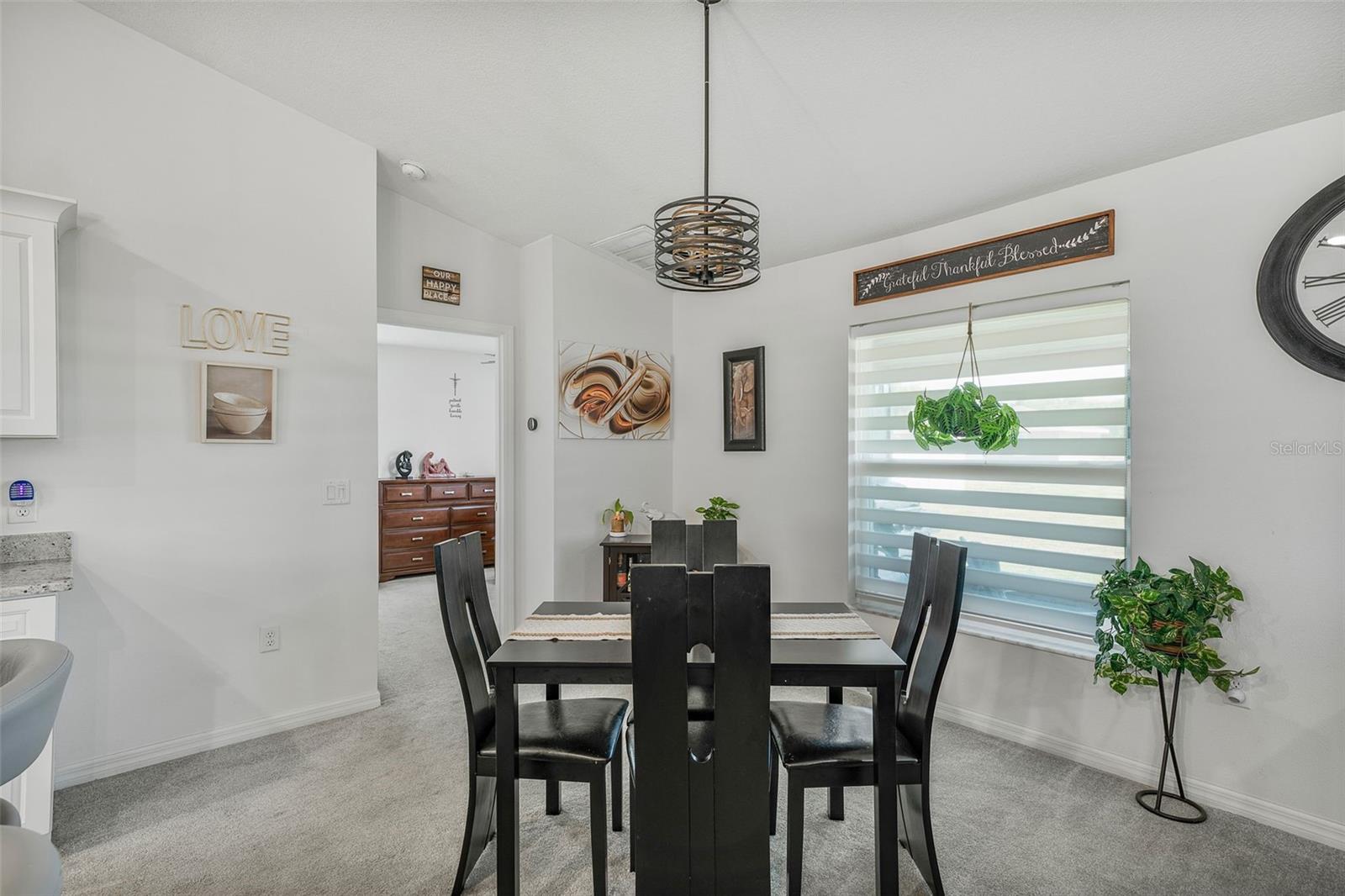 Image 10 of 66 For 4398 E Taper St