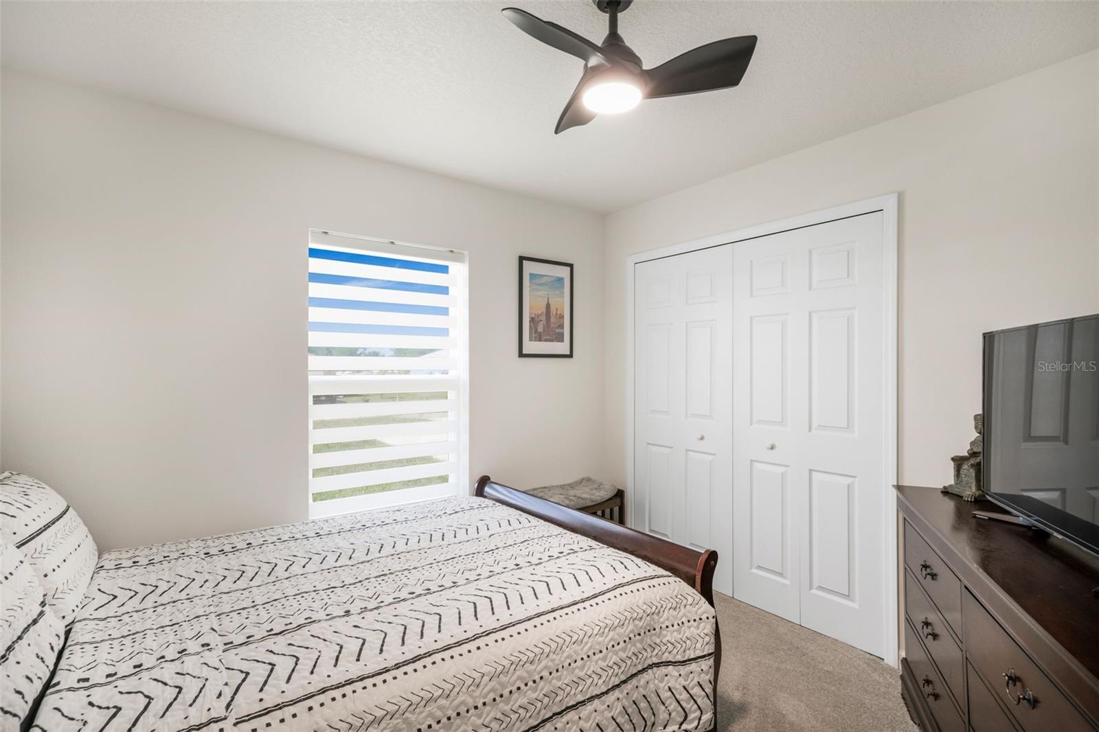 Image 31 of 66 For 4398 E Taper St